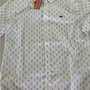 Boys Vineyard Vines White and Blue Patterned Short Sleeve Shirt